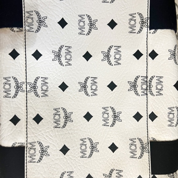 Almost New, Pre-Loved MCM Visetos Leather Tote Bag in White - Picture 11 of 12